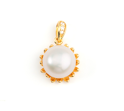 925 Silver Sunflower Natural Freshwater Pearl Pendant with Diamonds