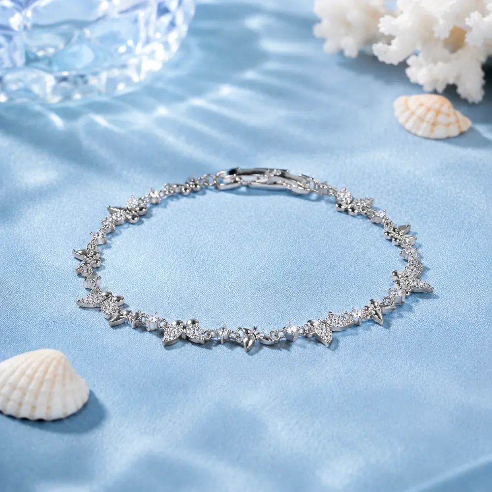 925 Silver Butterfly Wing Zircon Light Luxury Bracelet detail 1