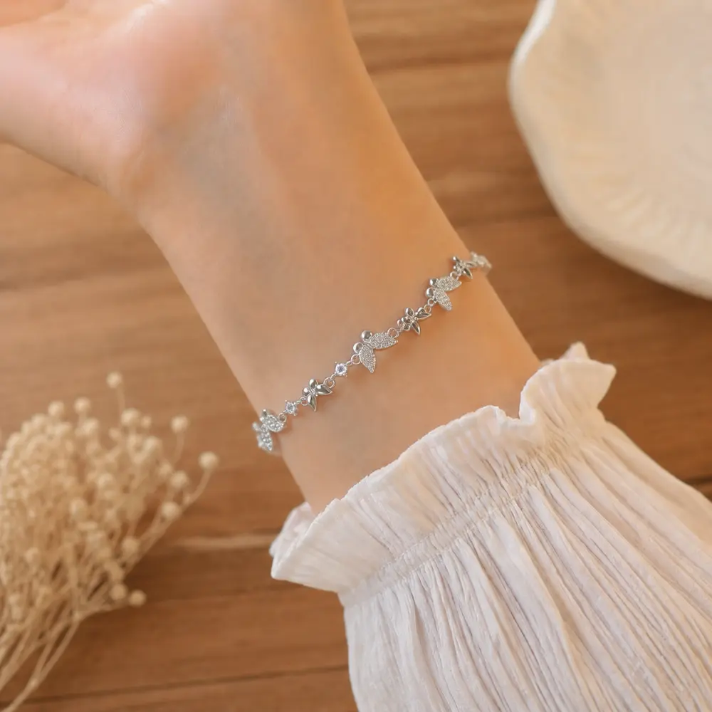 925 Silver Butterfly Wing Zircon Light Luxury Bracelet detail 2