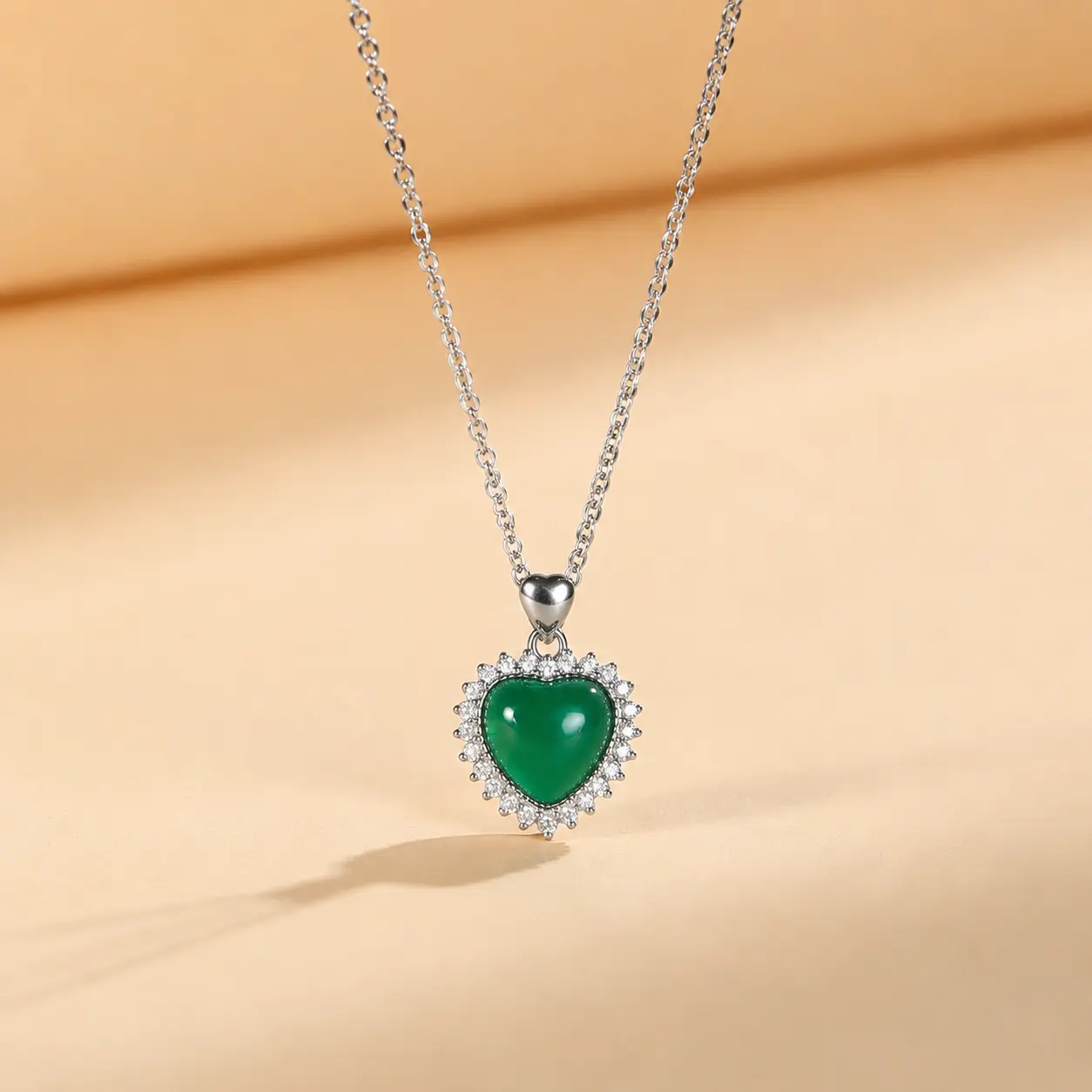 925 Silver Green Heart Zircon Necklace detail 2