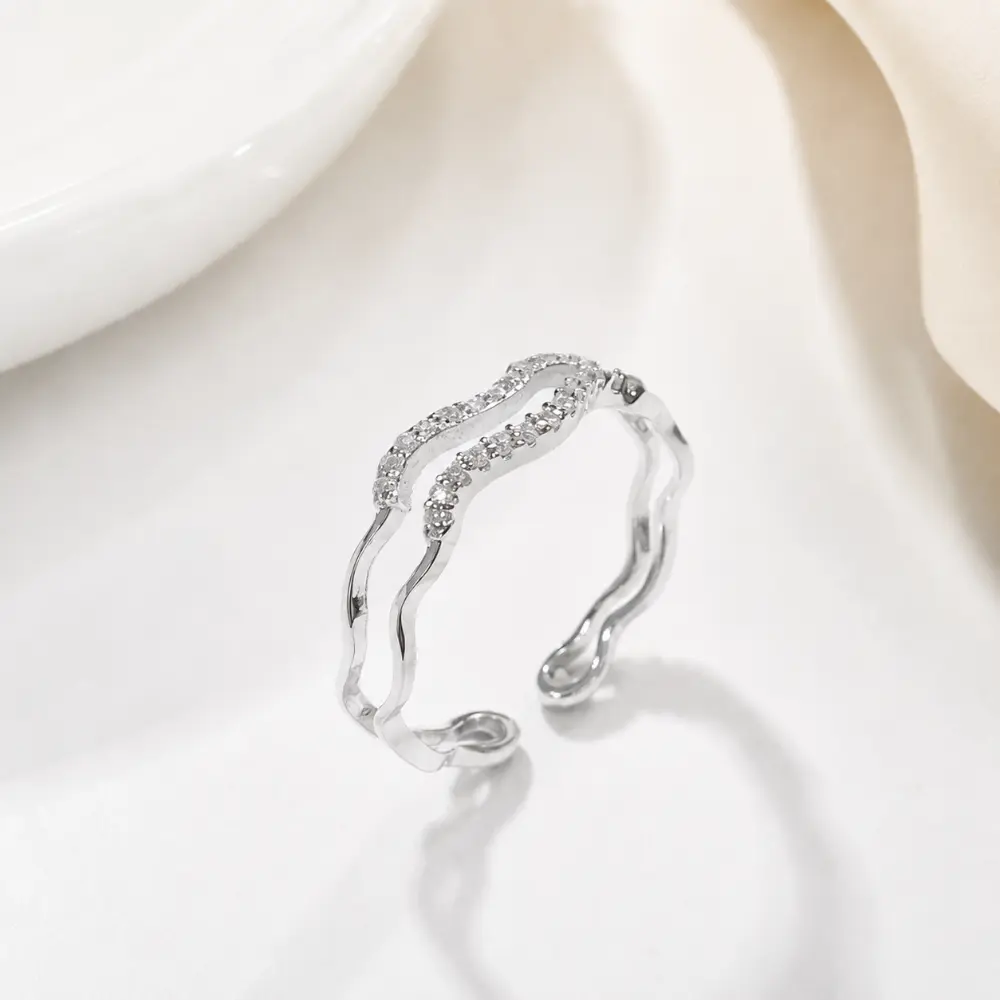 S925 Silver Wavy Diamond-Studded Open Ring detail 1