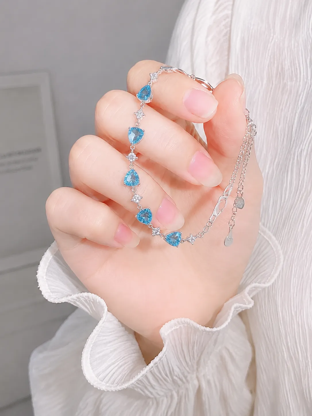 S925 Silver Blue Zircon Heart Bracelet detail 2