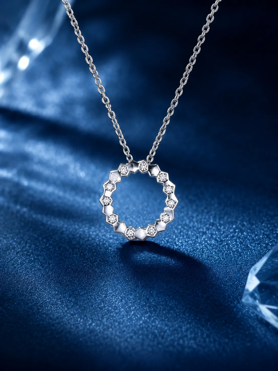 S925 Silver Hoop Zircon Necklace detail 2