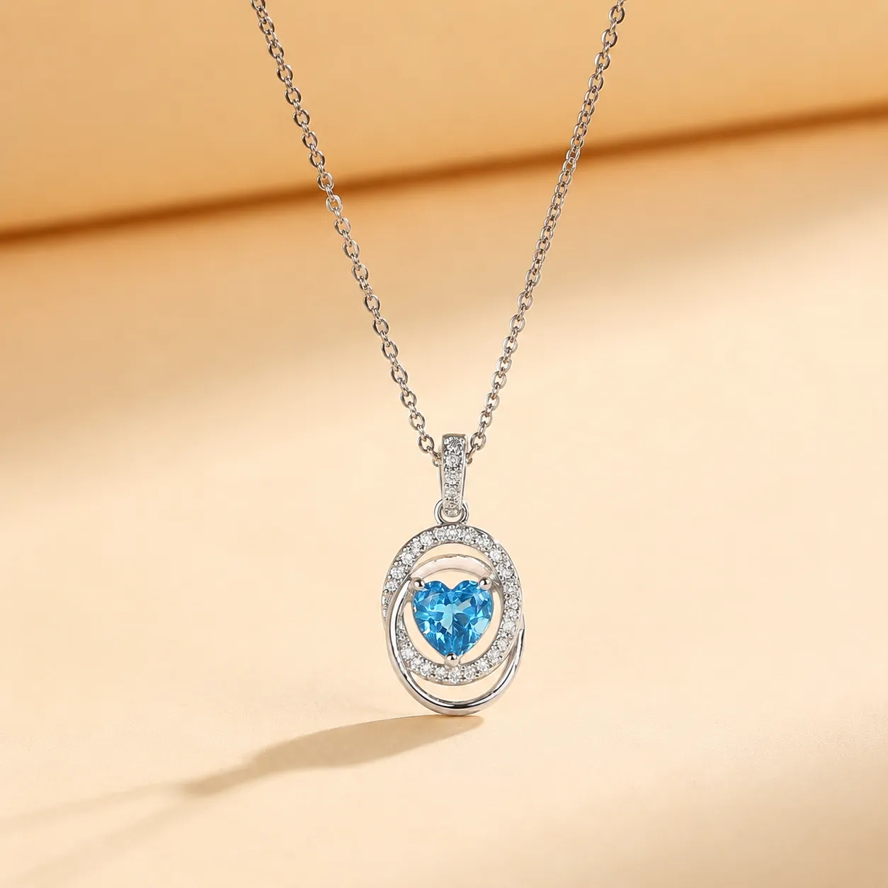 S925 Silver Sapphire Frosted Heart-Cut Necklace detail 2