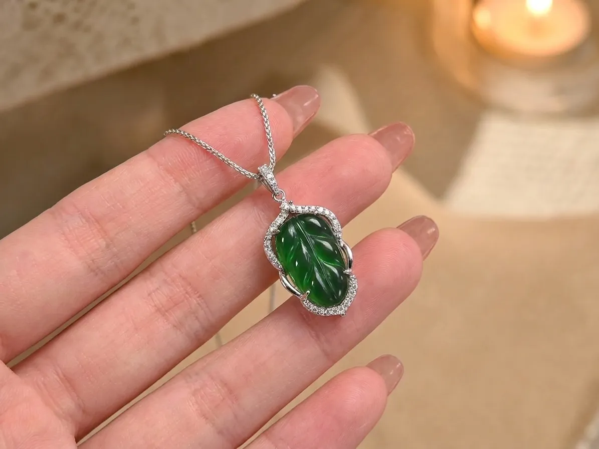 Jade leaf inlaid with diamonds S925 silver pendant detail 2
